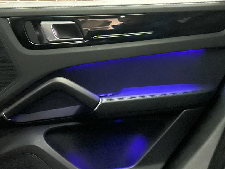 Vehicle Image 33
