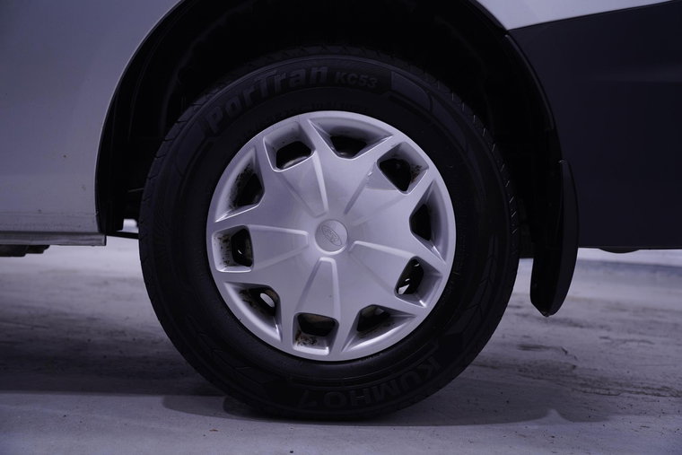 Vehicle Image 18