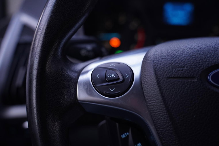 Vehicle Image 37