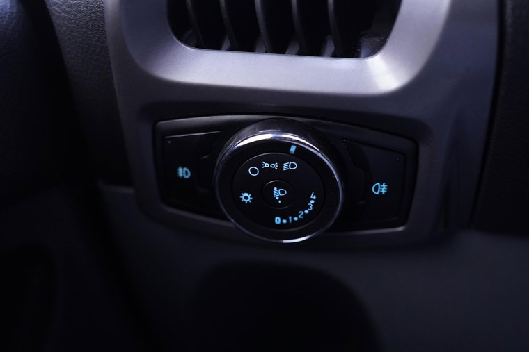 Vehicle Image 40