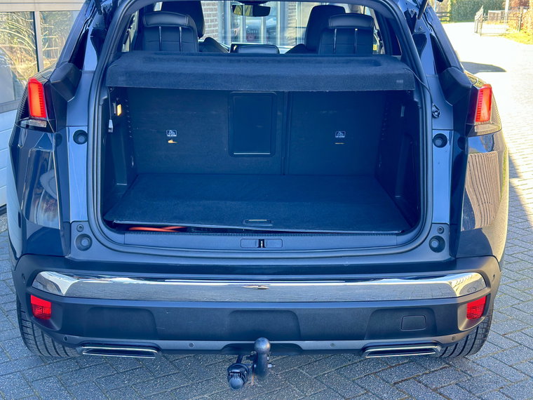 Vehicle Image 28