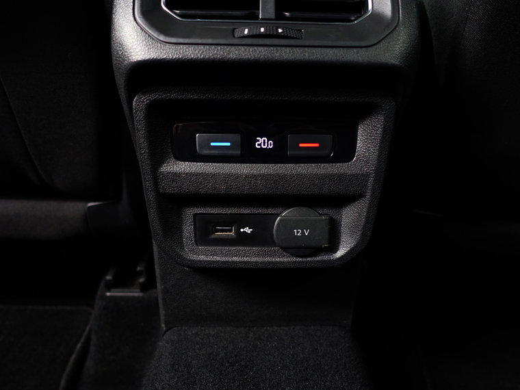 Vehicle Image 24
