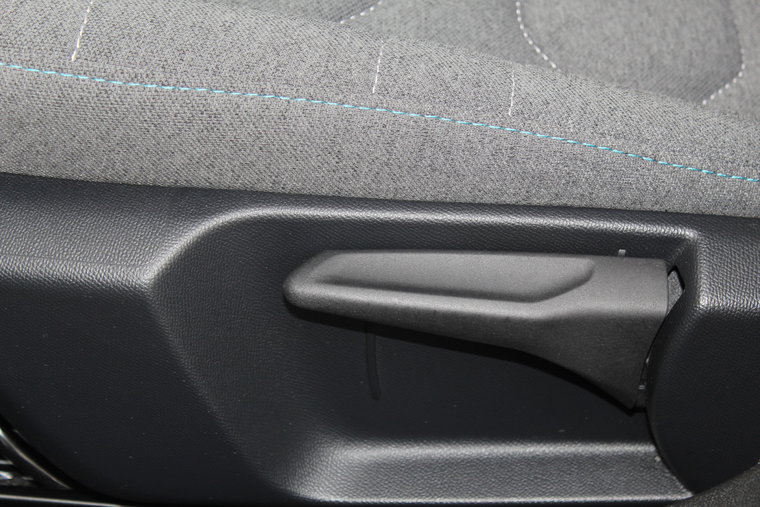 Vehicle Image 36