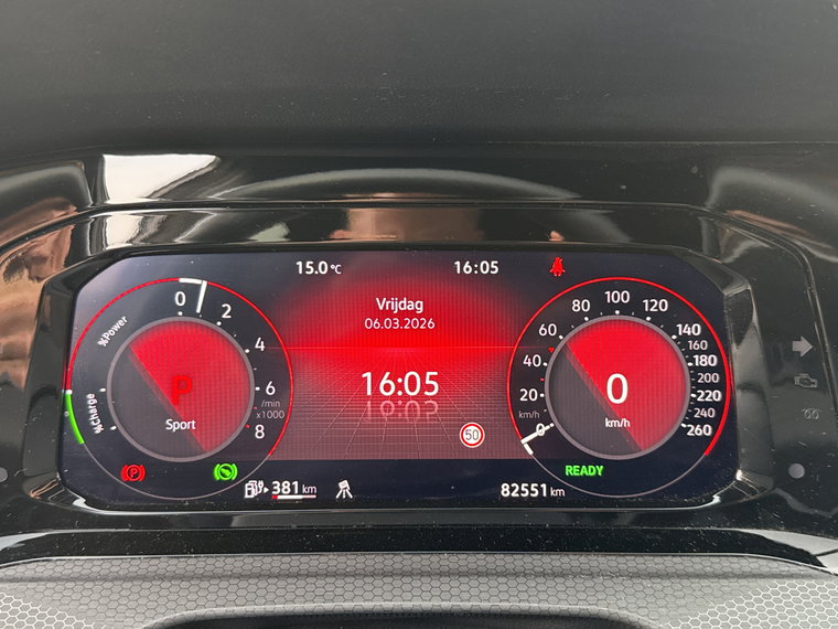 Vehicle Image 24
