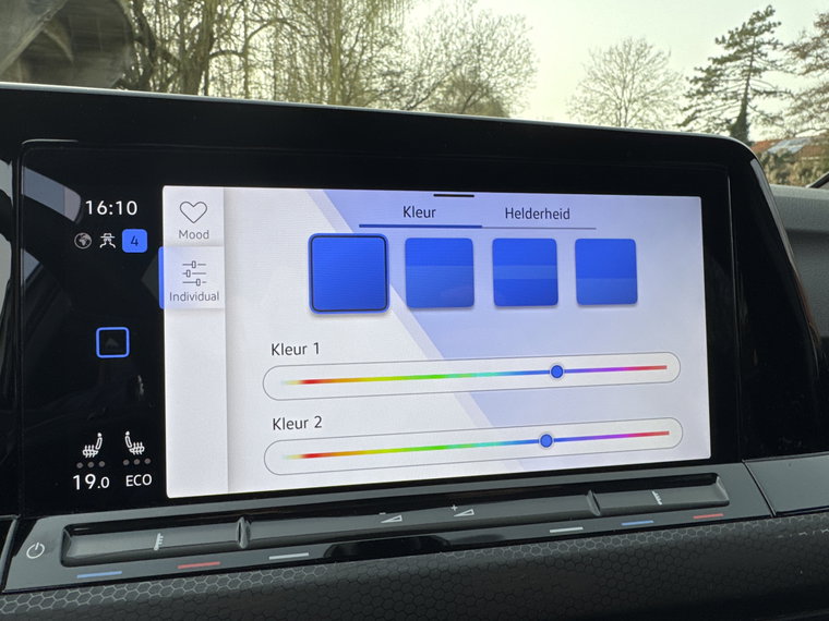 Vehicle Image 37