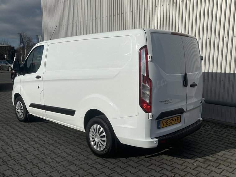 Vehicle Image 27