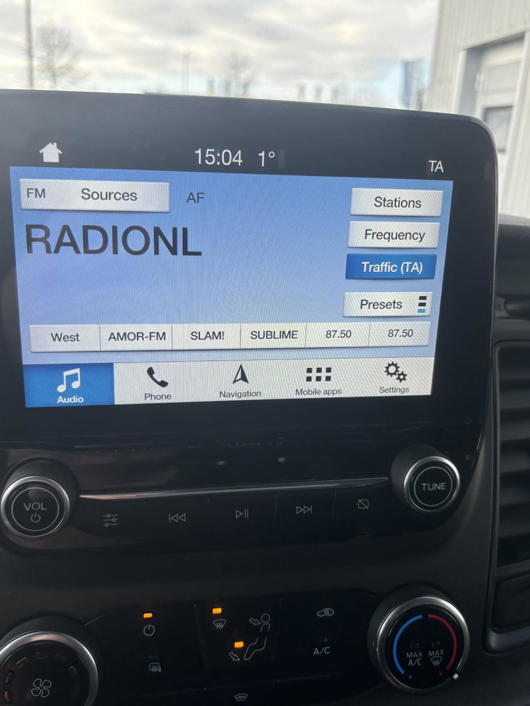 Vehicle Image 31