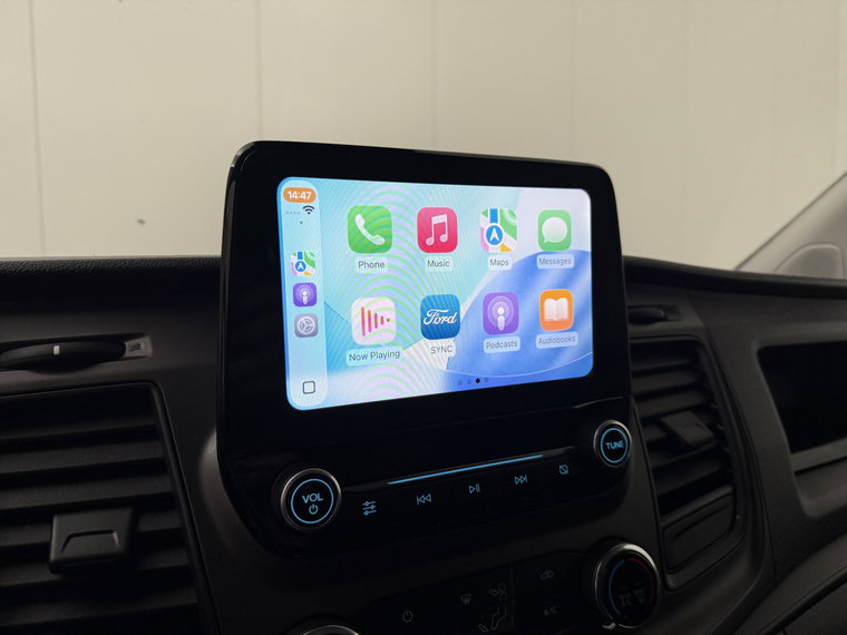 Vehicle Image 19