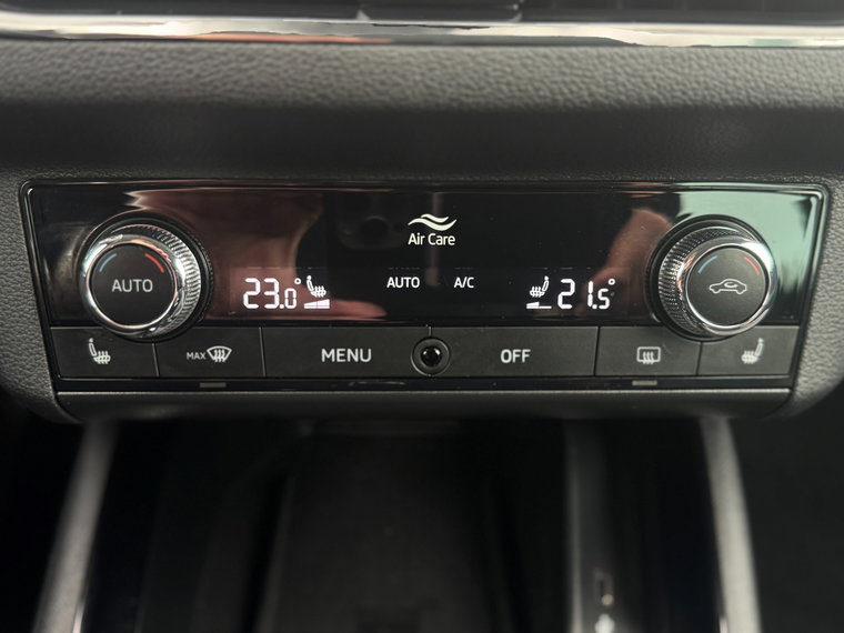 Vehicle Image 28