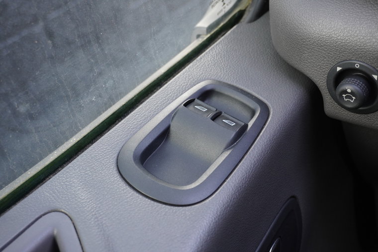 Vehicle Image 17