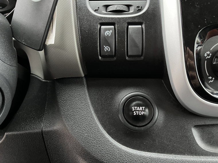 Vehicle Image 33