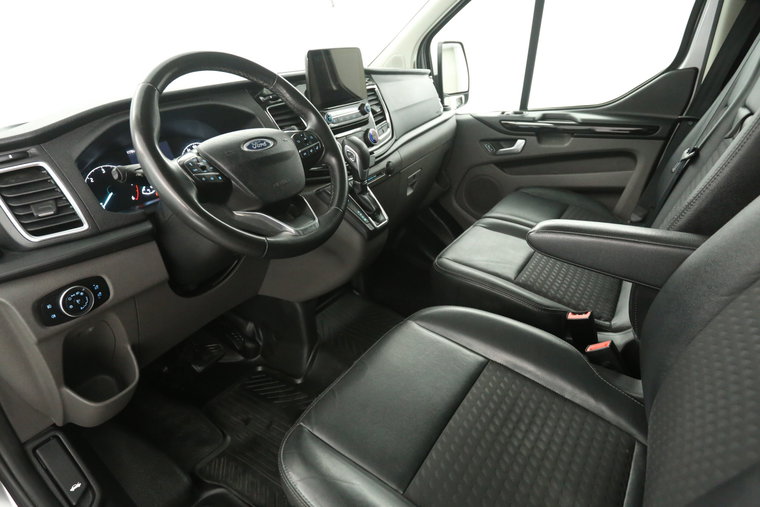 Vehicle Image 21