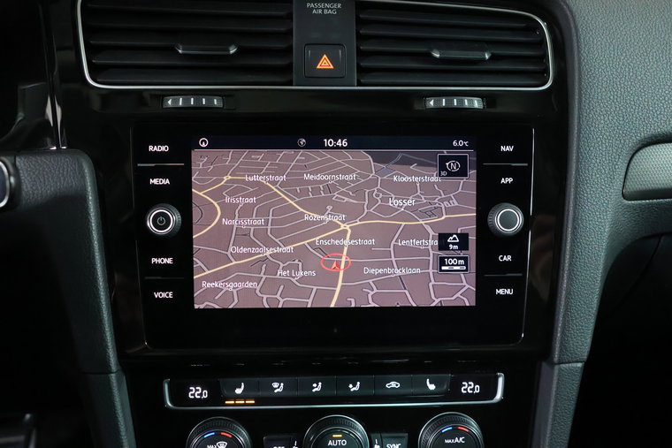 Vehicle Image 16