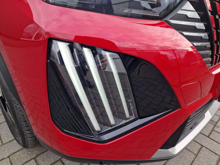 Vehicle Image 35