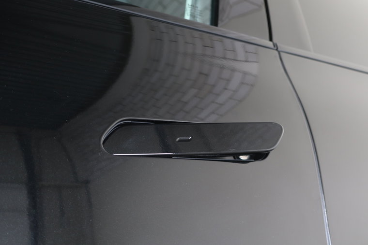 Vehicle Image 22