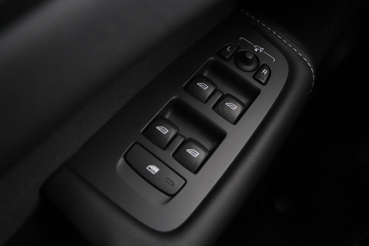 Vehicle Image 45