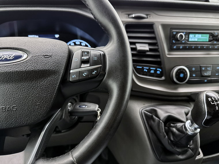 Vehicle Image 21