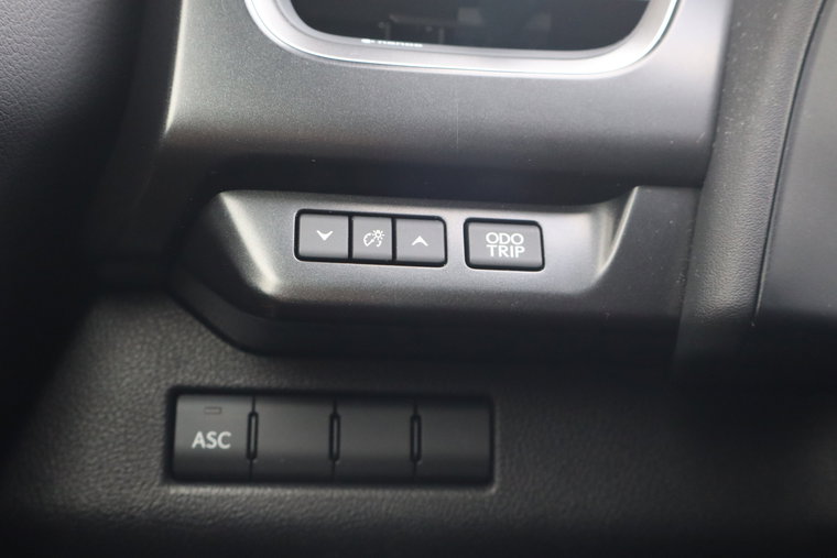 Vehicle Image 28