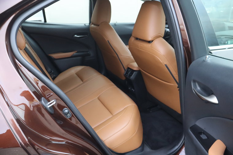 Vehicle Image 30