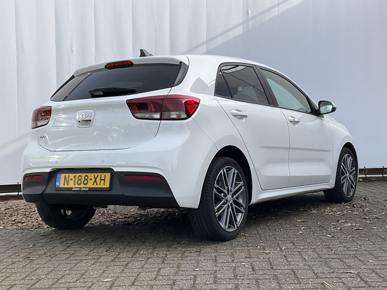 Vehicle Image 28