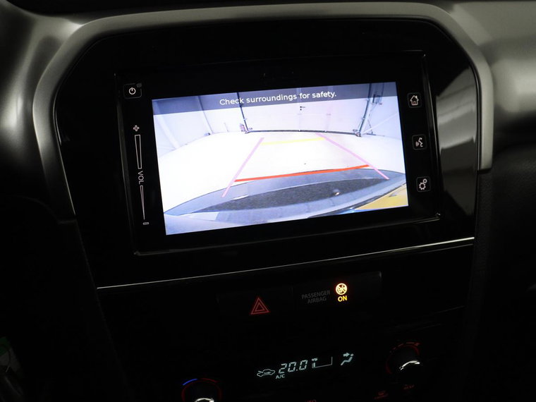 Vehicle Image 14