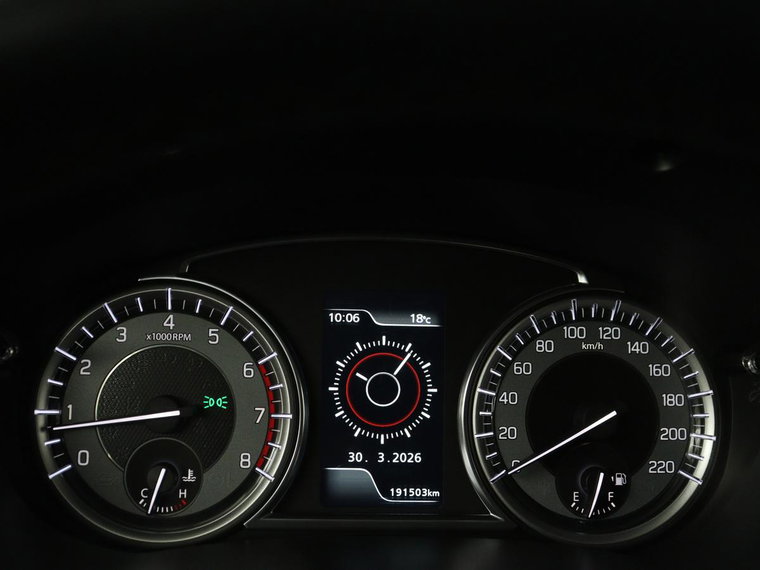Vehicle Image 24