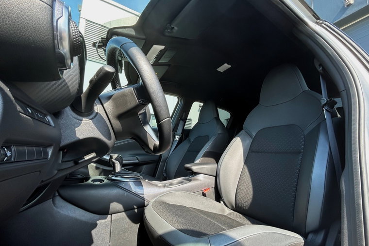 Vehicle Image 5