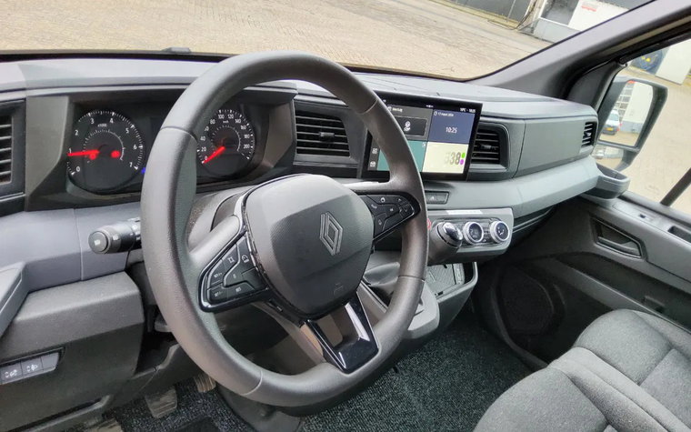 Vehicle Image 17