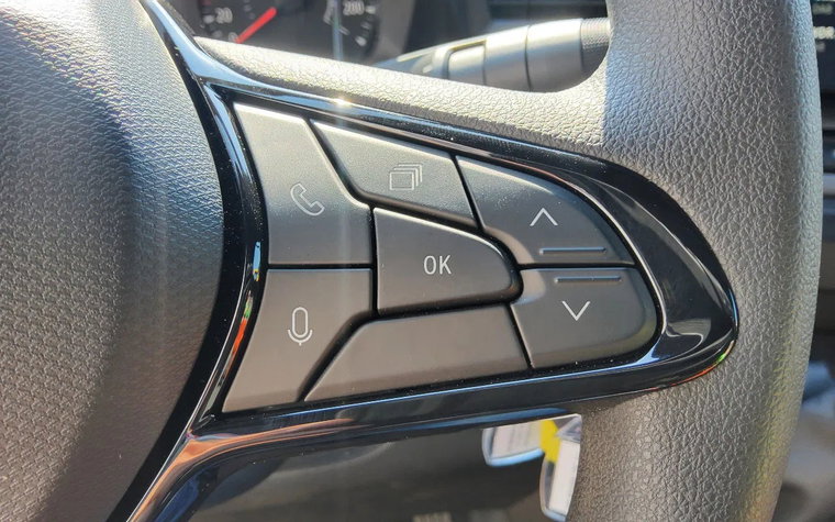 Vehicle Image 23