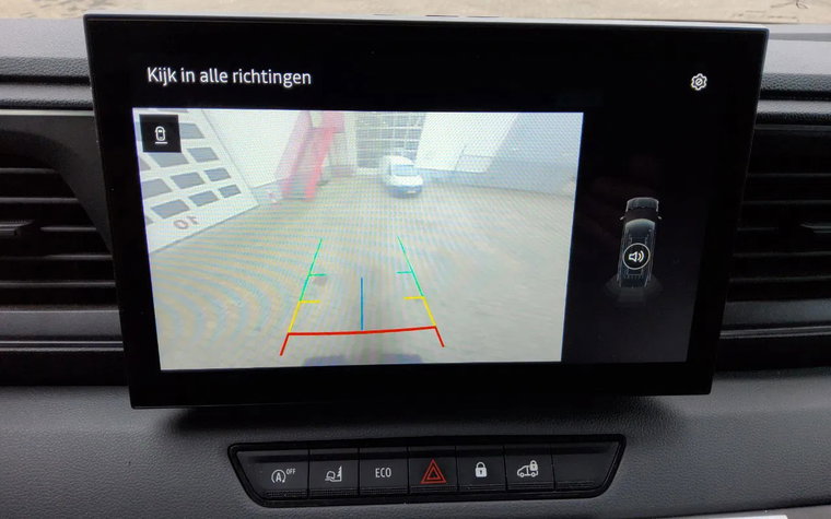 Vehicle Image 37