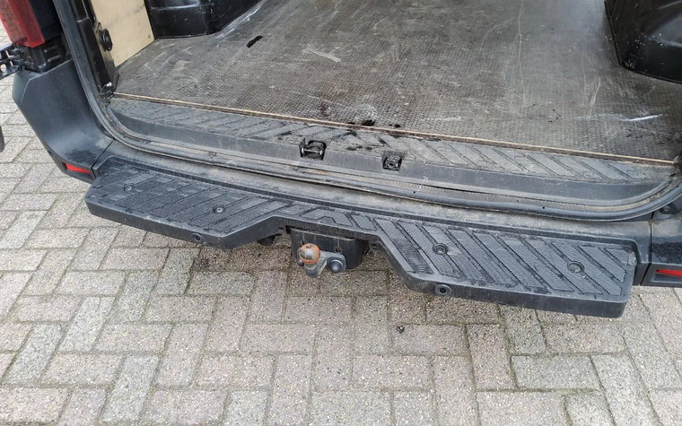 Vehicle Image 11