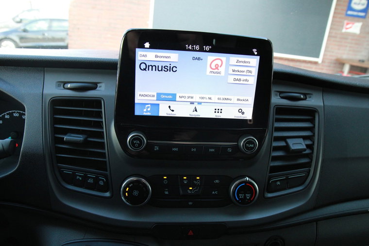 Vehicle Image 19