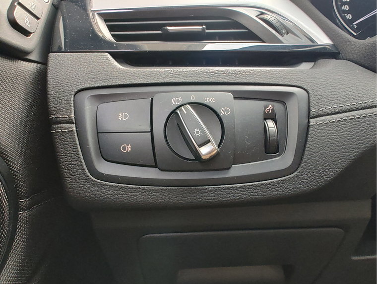 Vehicle Image 28