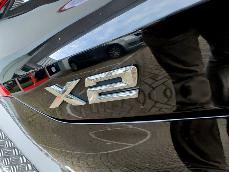 Vehicle Image 32