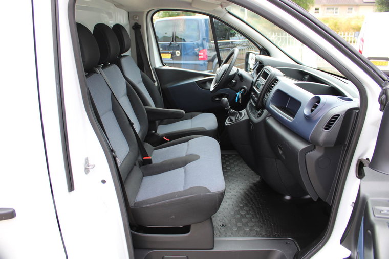 Vehicle Image 14