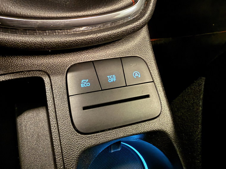 Vehicle Image 28