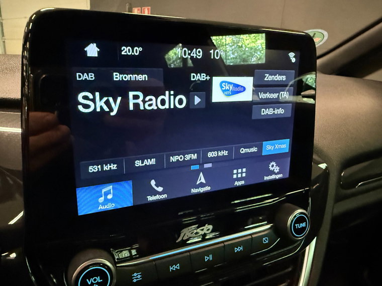 Vehicle Image 37