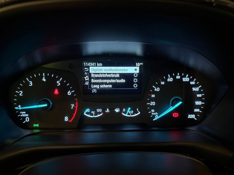 Vehicle Image 43