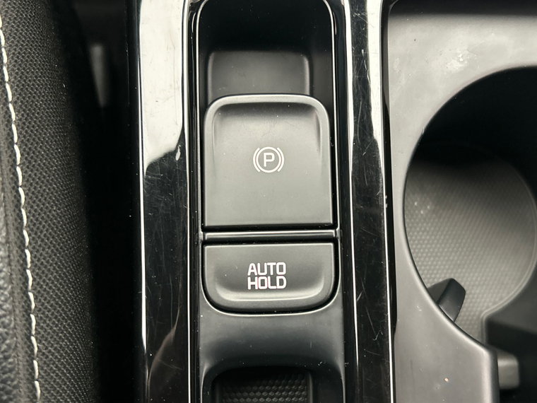 Vehicle Image 33