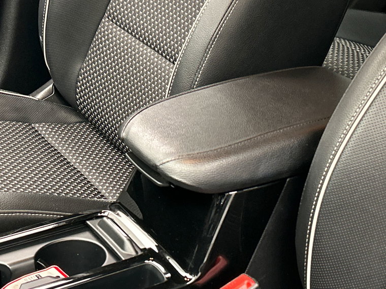 Vehicle Image 39