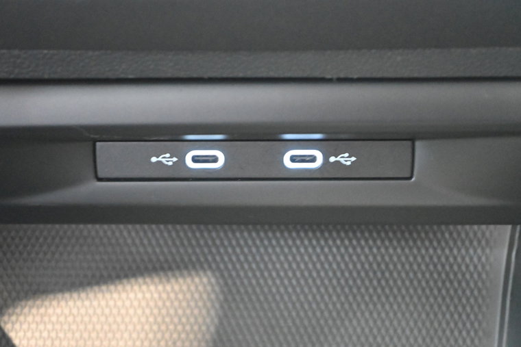 Vehicle Image 41