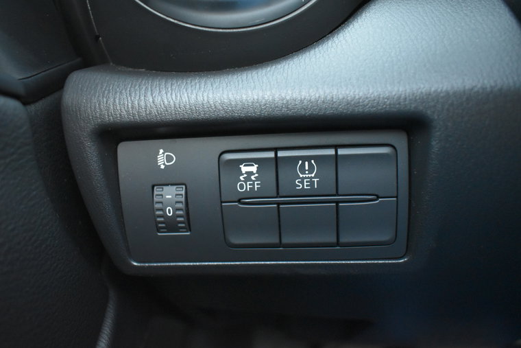 Vehicle Image 26