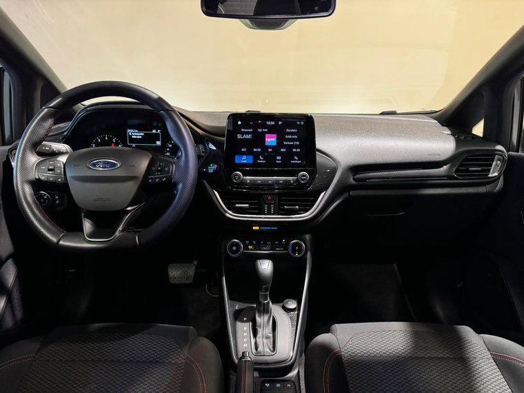 Vehicle Image 31
