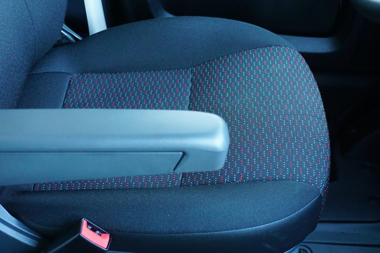 Vehicle Image 36