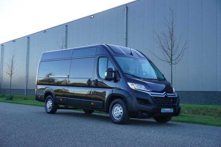 Vehicle Image 39