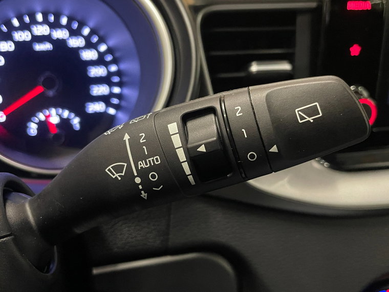 Vehicle Image 40