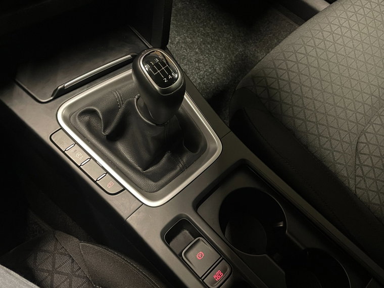 Vehicle Image 42
