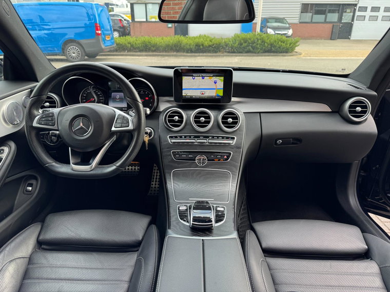 Vehicle Image 17