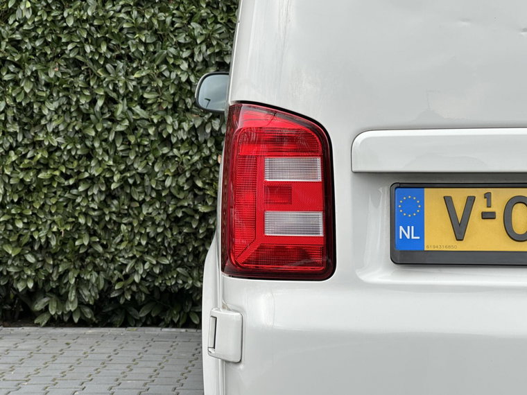 Vehicle Image 27