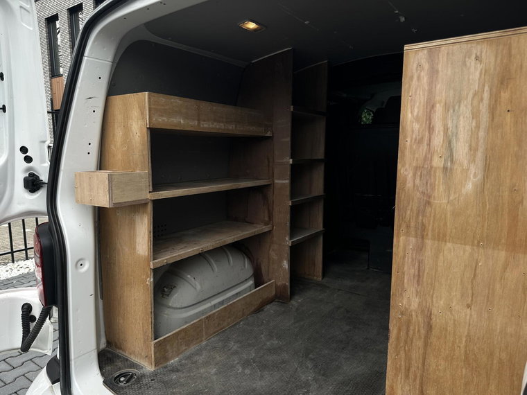 Vehicle Image 33